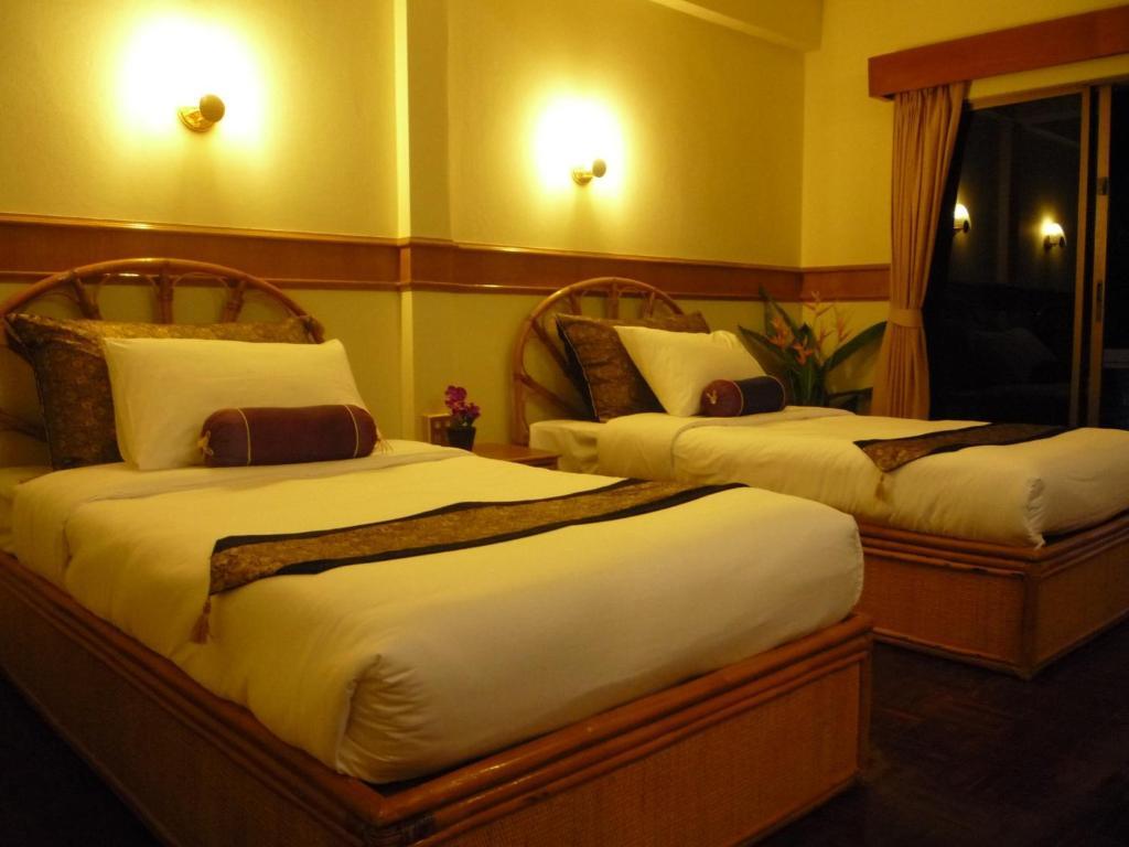 Pen Villa Hotel, Surin Beach - Sha Extra Plus Buitenkant foto